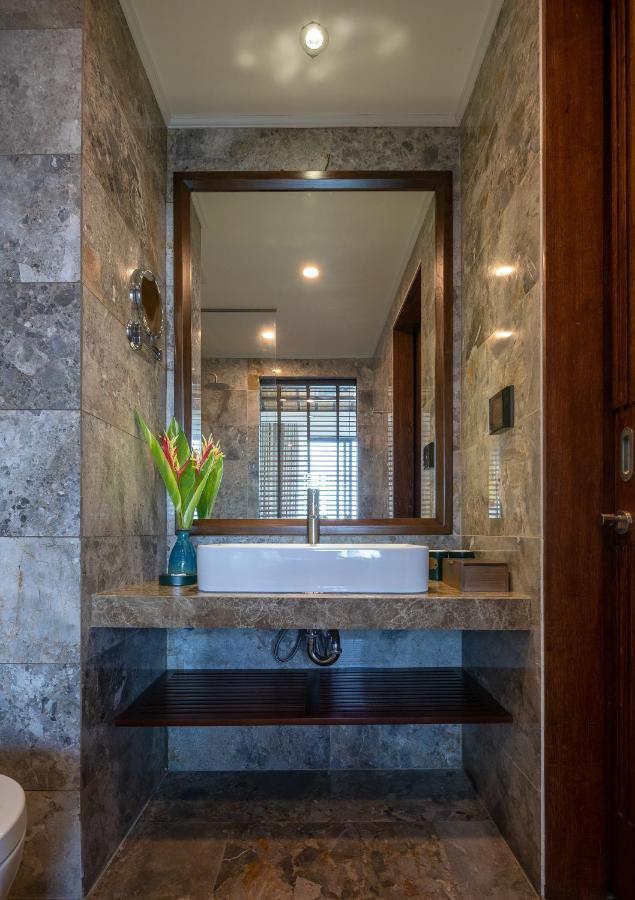 Nghe Prana Hotel And Spa ฮอยอัน ภายนอก รูปภาพ