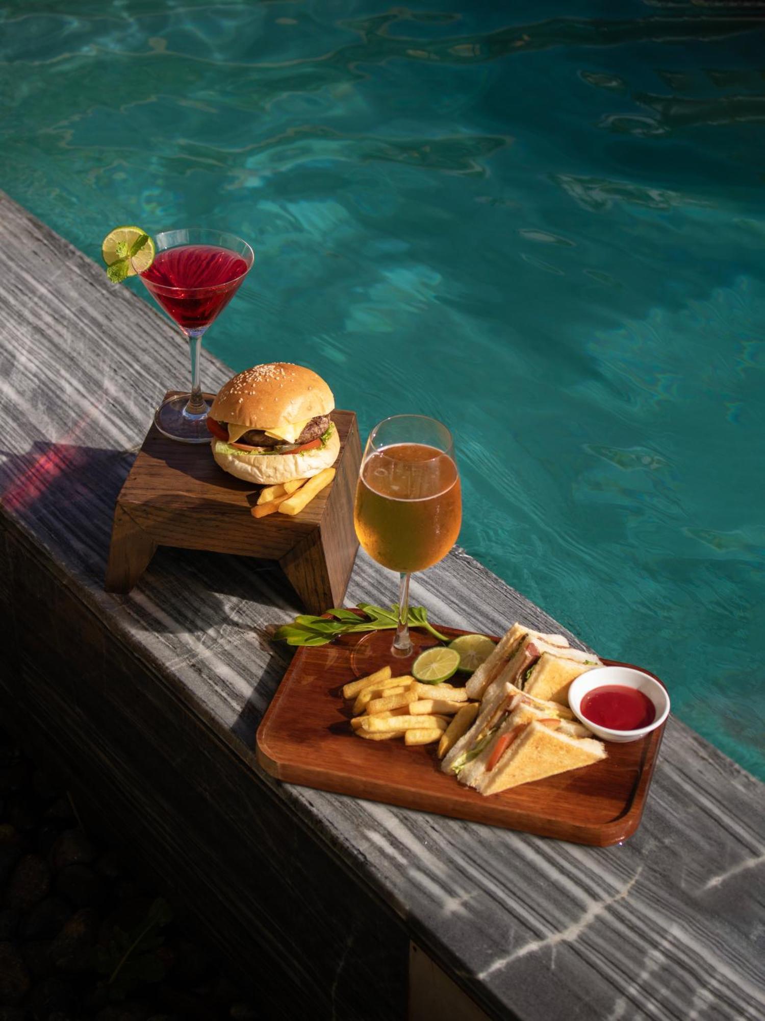 Nghe Prana Hotel And Spa ฮอยอัน ภายนอก รูปภาพ