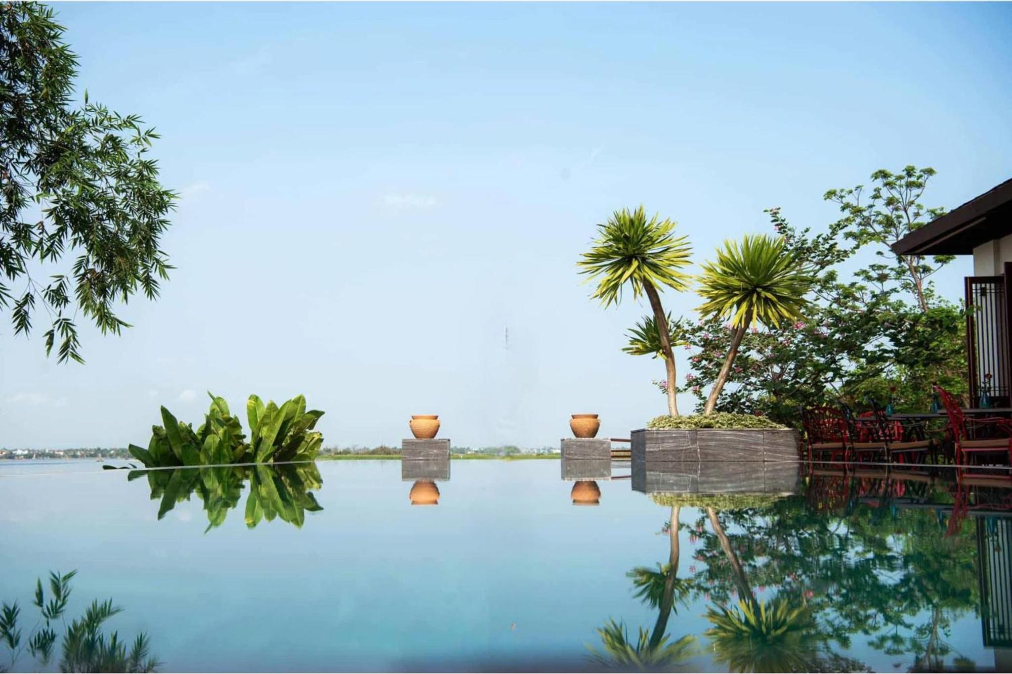 Nghe Prana Hotel And Spa ฮอยอัน ภายนอก รูปภาพ